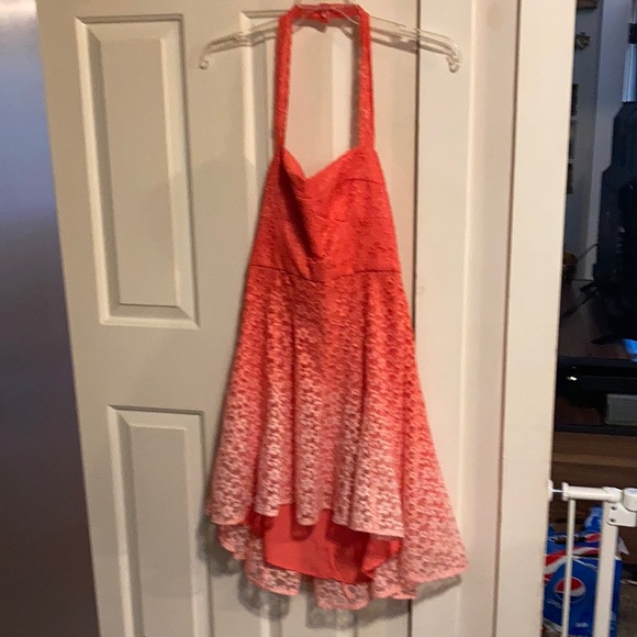 Betsey Johnson Dresses & Skirts - Betsey Johnson ombré hi/Lo dress size 8